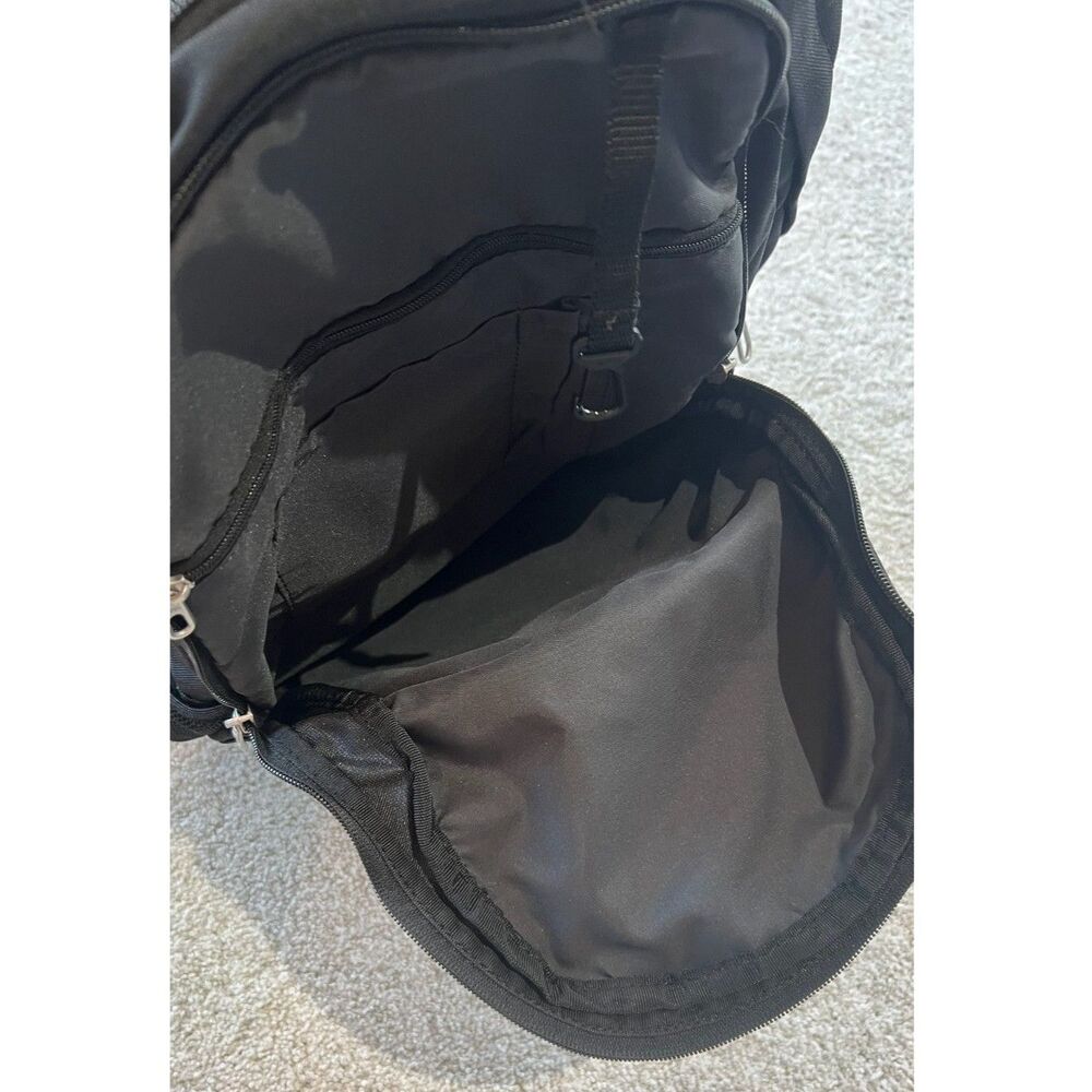 Nike Backpack - image 5